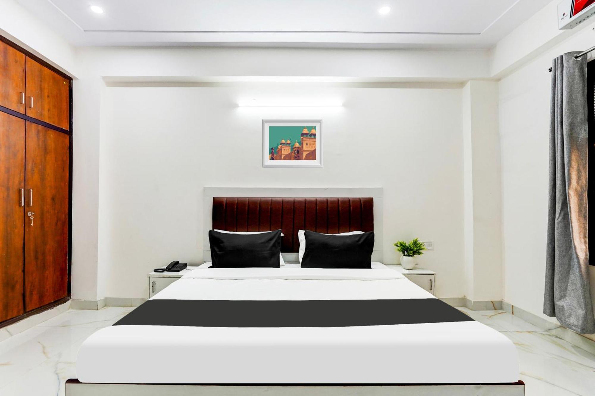 Hotel O Premium Delhi (National Capital Territory of India)